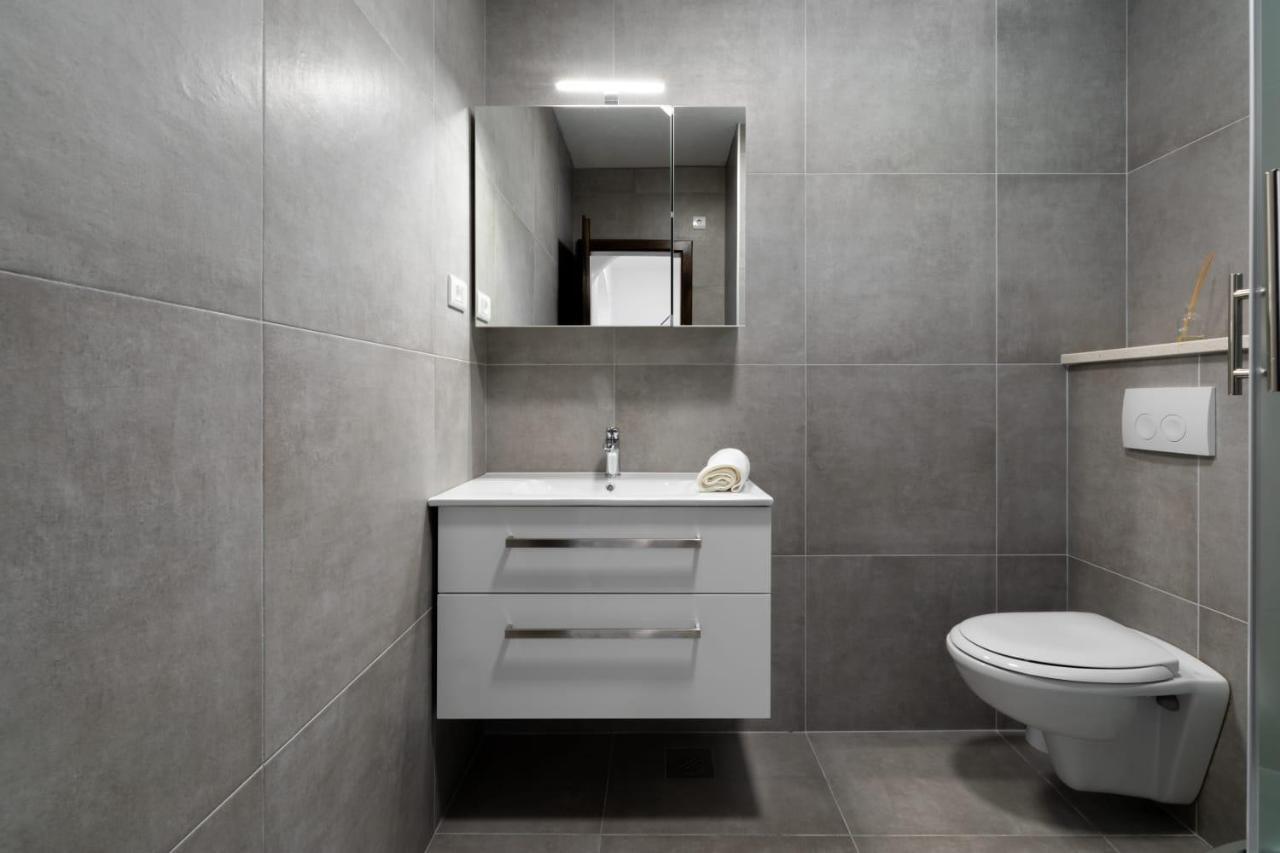 Maloa One Bedroom Apartment Smokvica  エクステリア 写真